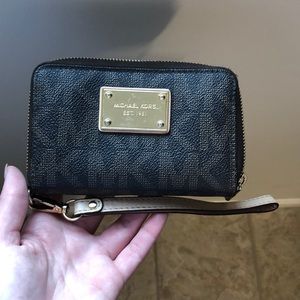 Michael Kors Wristlet